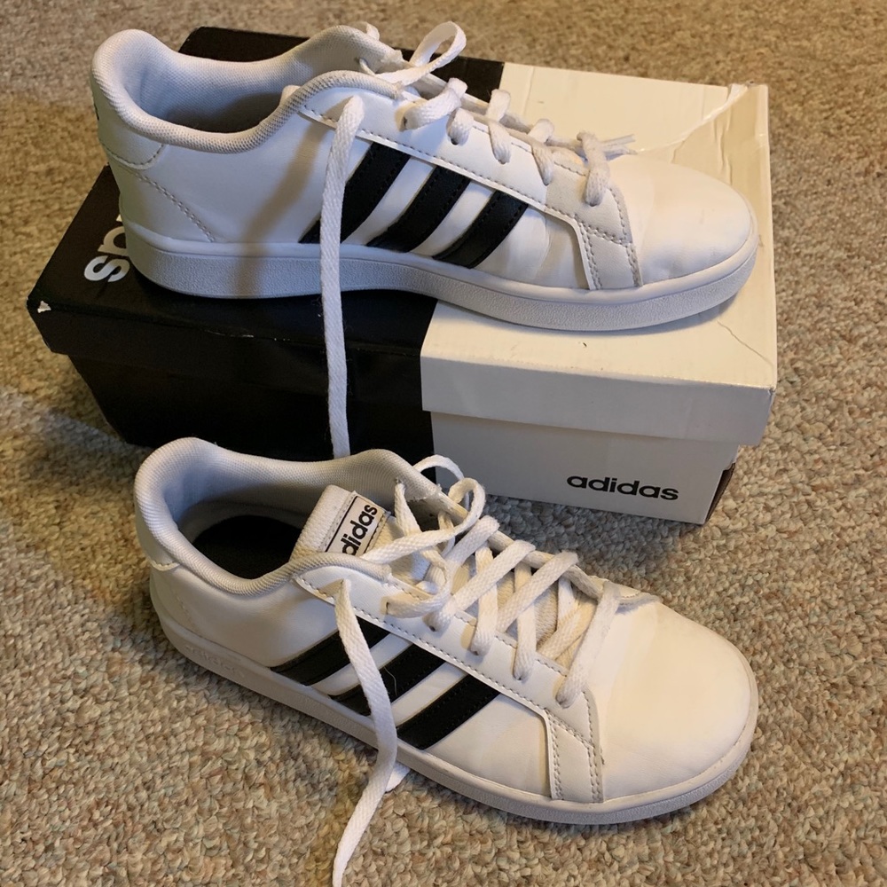 2 Like New Adidas